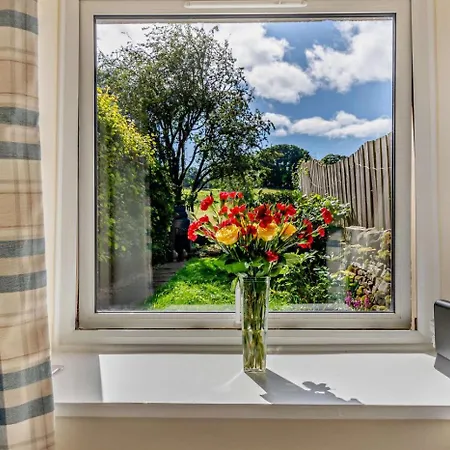 1 Bed In Worton Oc-s29867 Ferienhaus