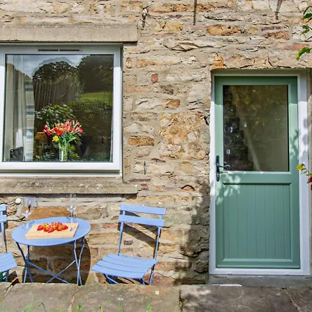 1 Bed In Worton Oc-s29867 Holiday home